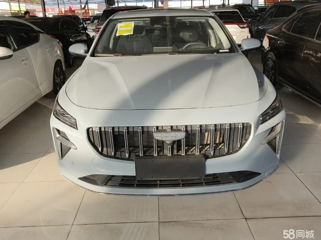 GEELY 2025 car image #2