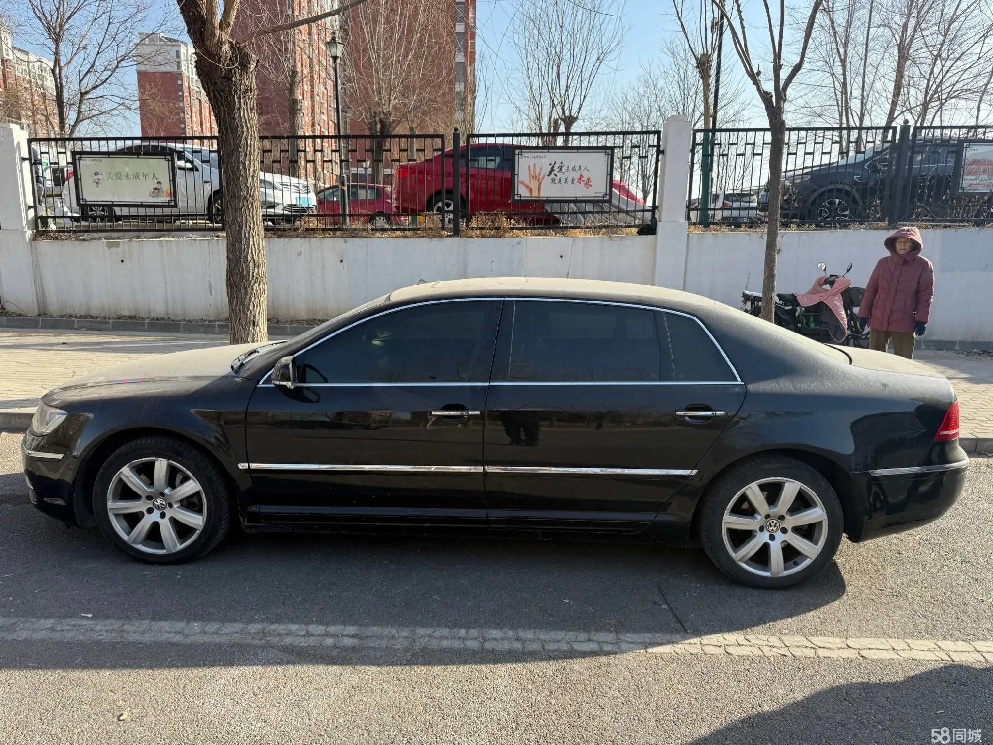 Volkswagen Pheaton 2011 immagine di auto #2