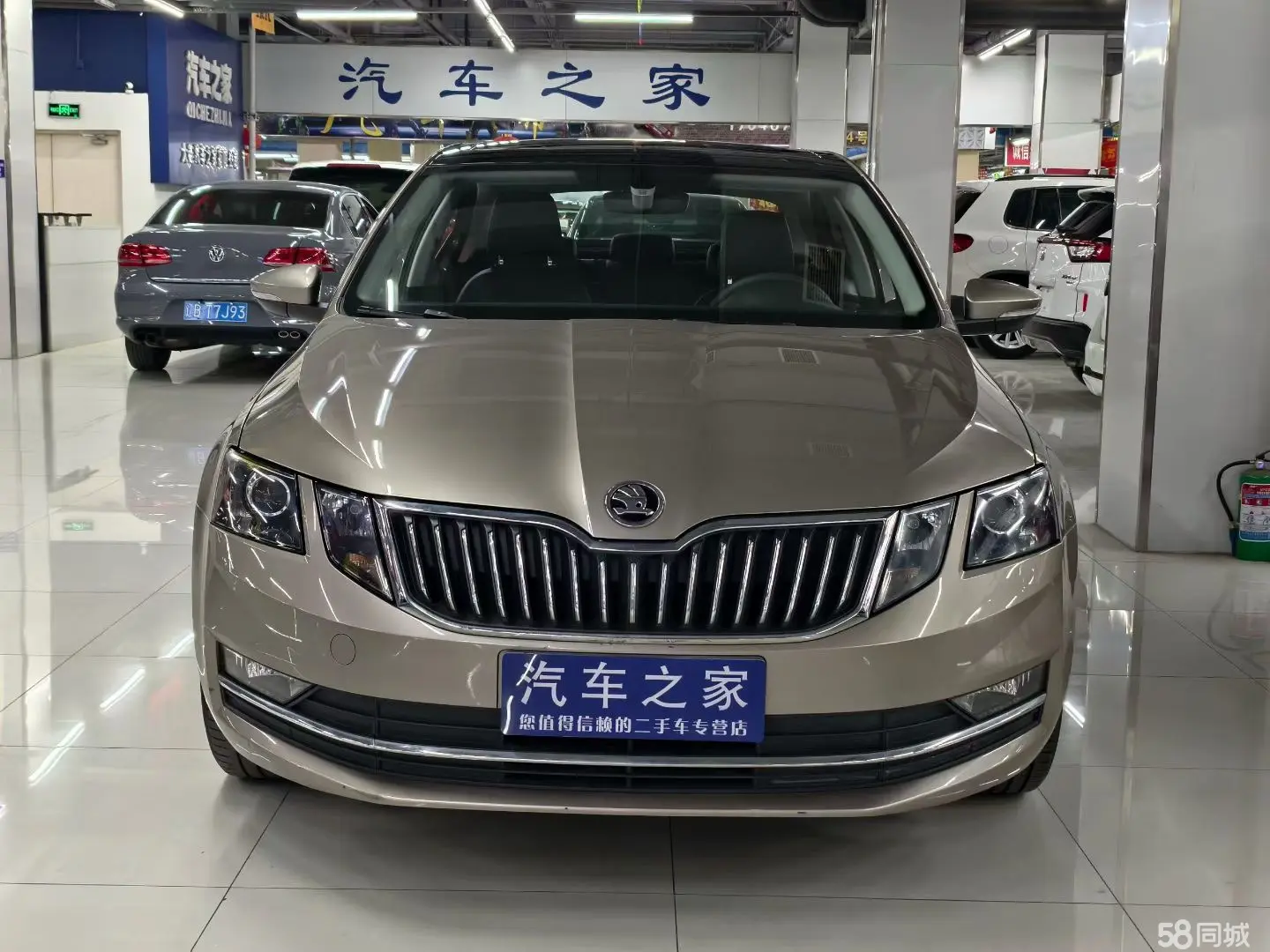 Skoda Octavia 2018 car image #2