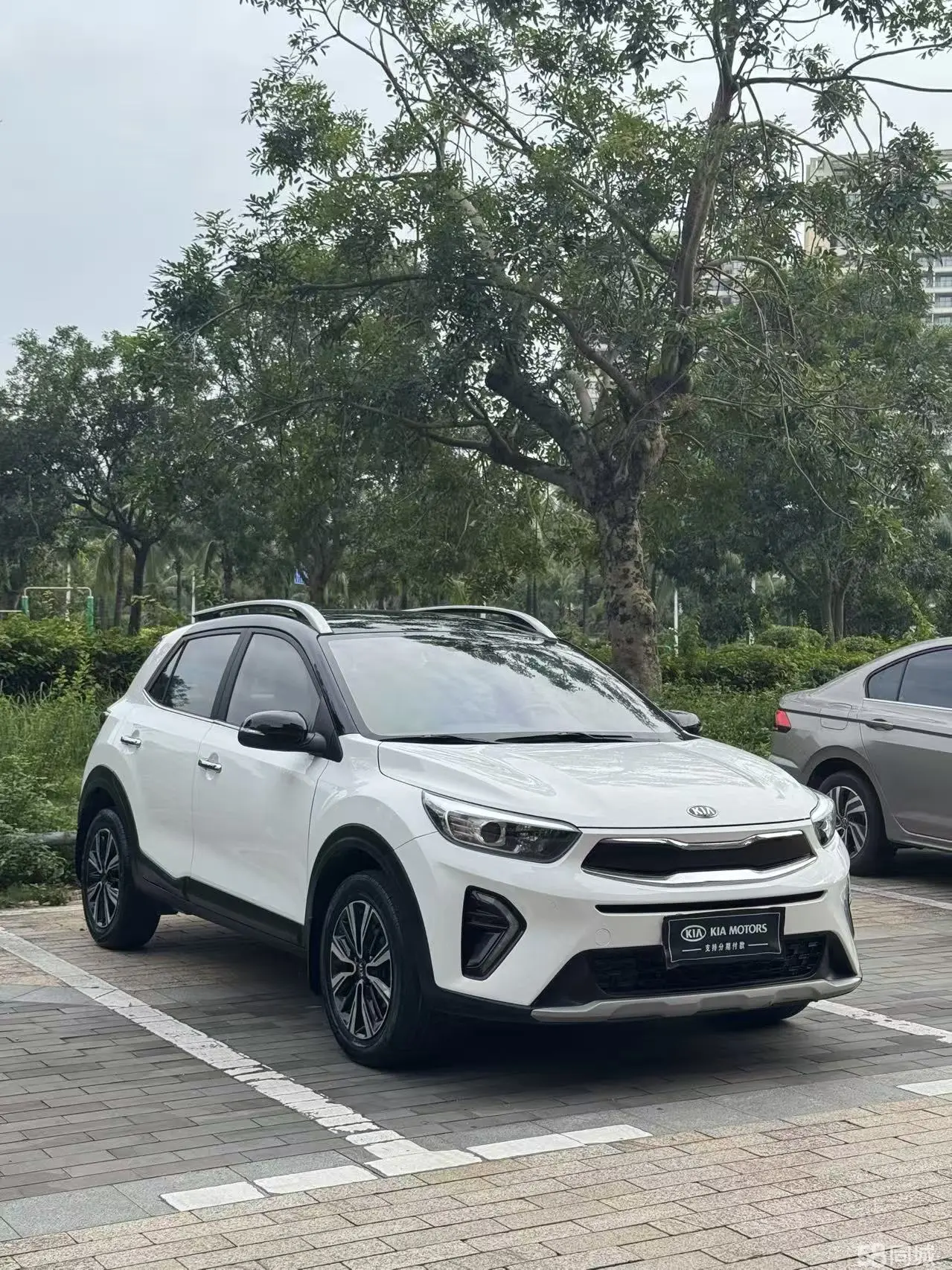 Kia KX1 2021 car image #2