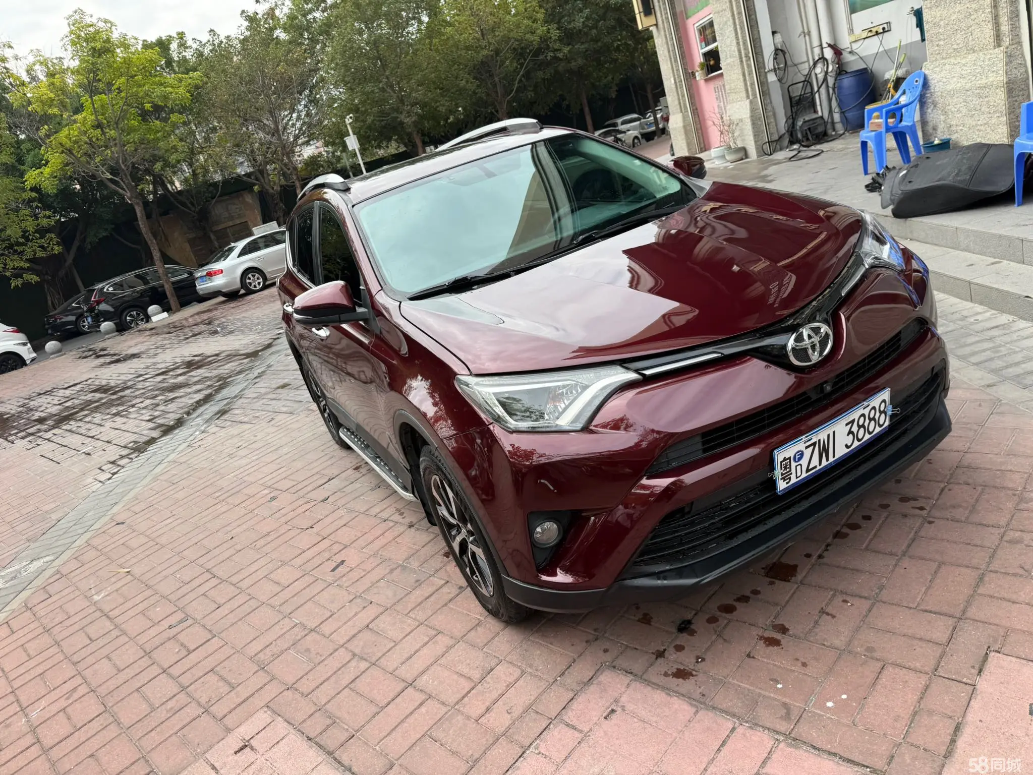 Toyota RAV4 2017 #2 Toyota RAV4 2017 car image #2