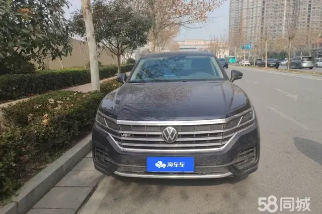 Volkswagen Touareg 2021 immagine di auto #2