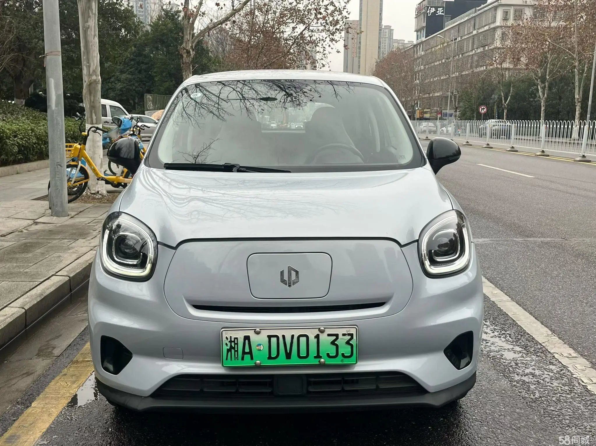 零跑汽车 零跑T03 2023 汽车图片 #2