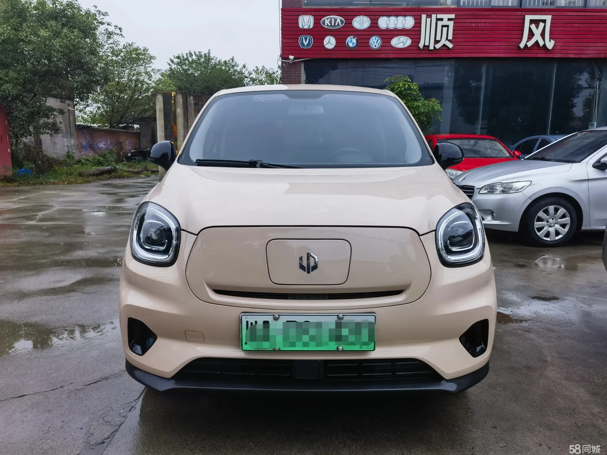 零跑汽车 零跑T03 2022 汽车图片 #2