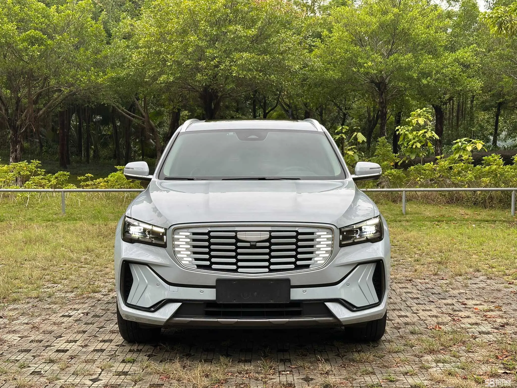 GEELY Monjaro 2022 immagine di auto #2