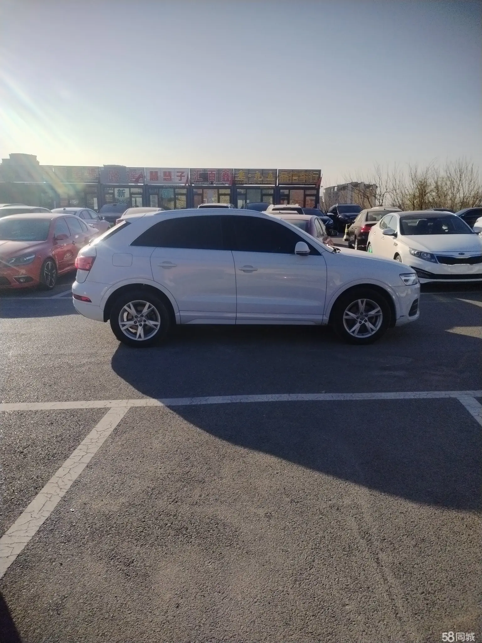 Audi Q3 2016 car image #2