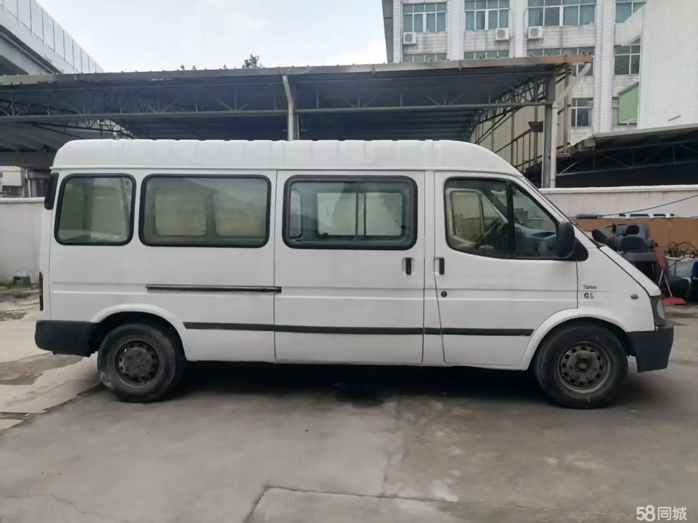 Ford Transit Classic 2013 car image #2