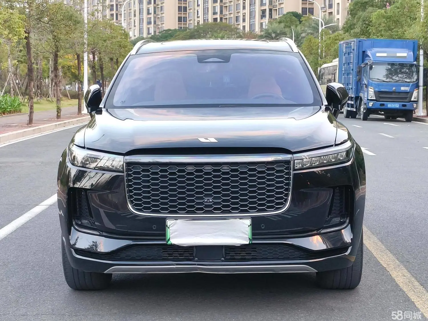 Li One 2021 imagen de coche #2