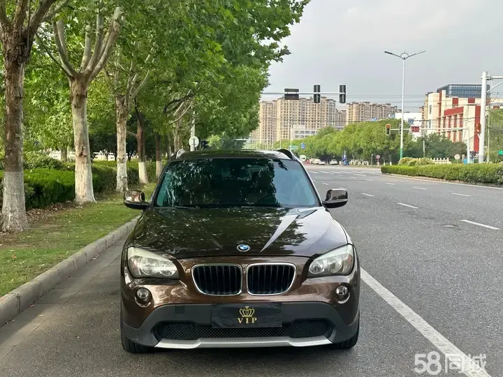 BMW X1 2012 car image #2