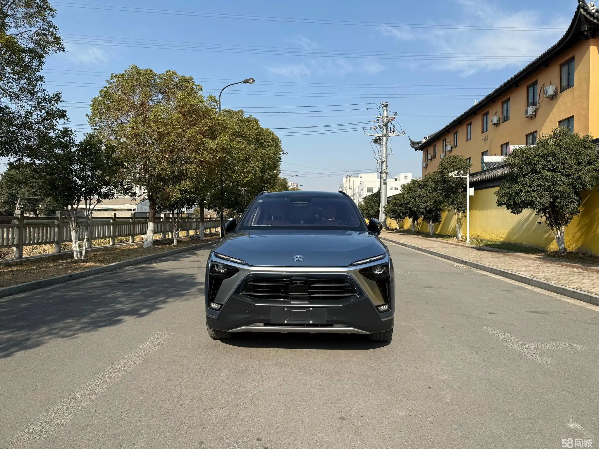 蔚来 蔚来ES8 2020 汽车图片 #2