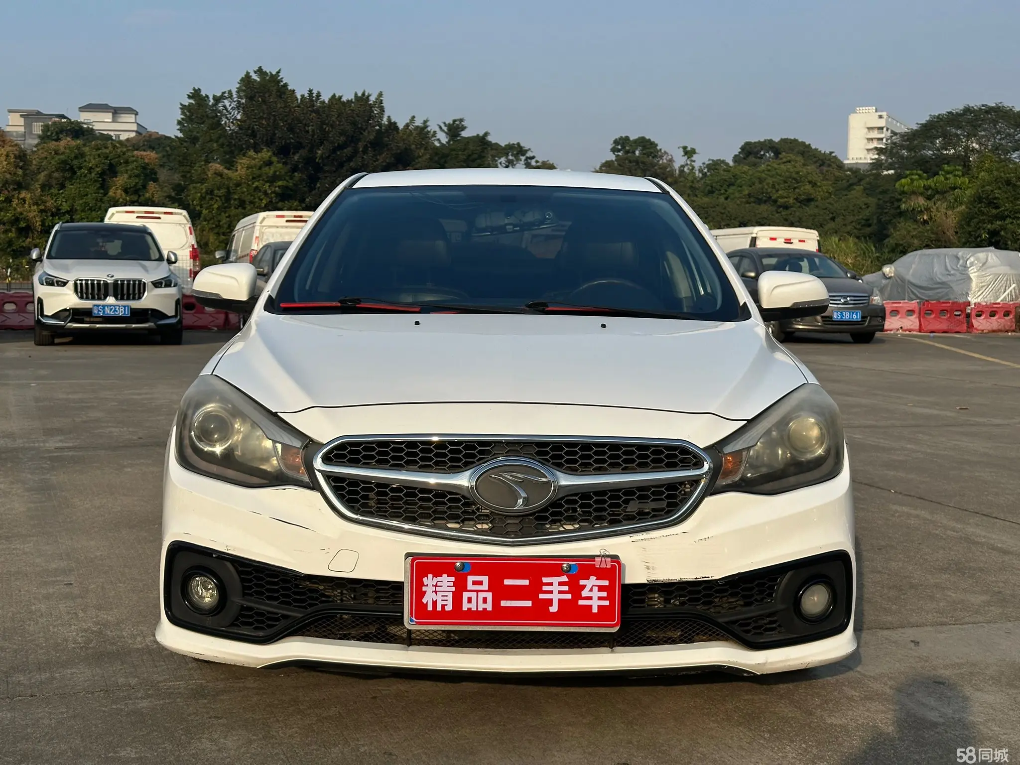 Soueast V5 Lingzhi 2017 #2 Soueast V5 Lingzhi 2017 car image #2