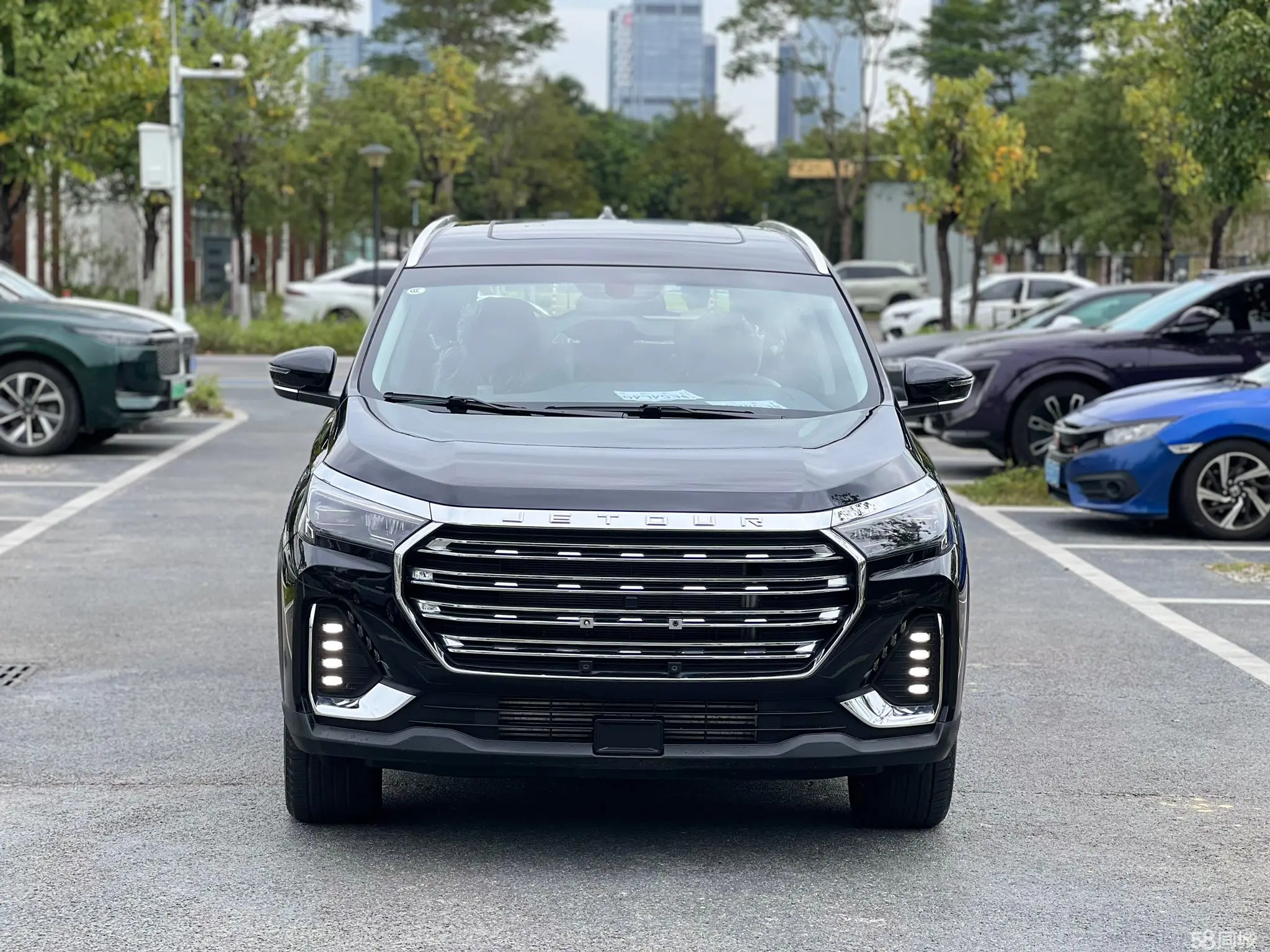 Jetour X90 PLUS 2025 car image #2