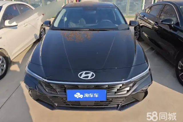 Hyundai Elantra 2025 #2 Hyundai Elantra 2025 car image #2