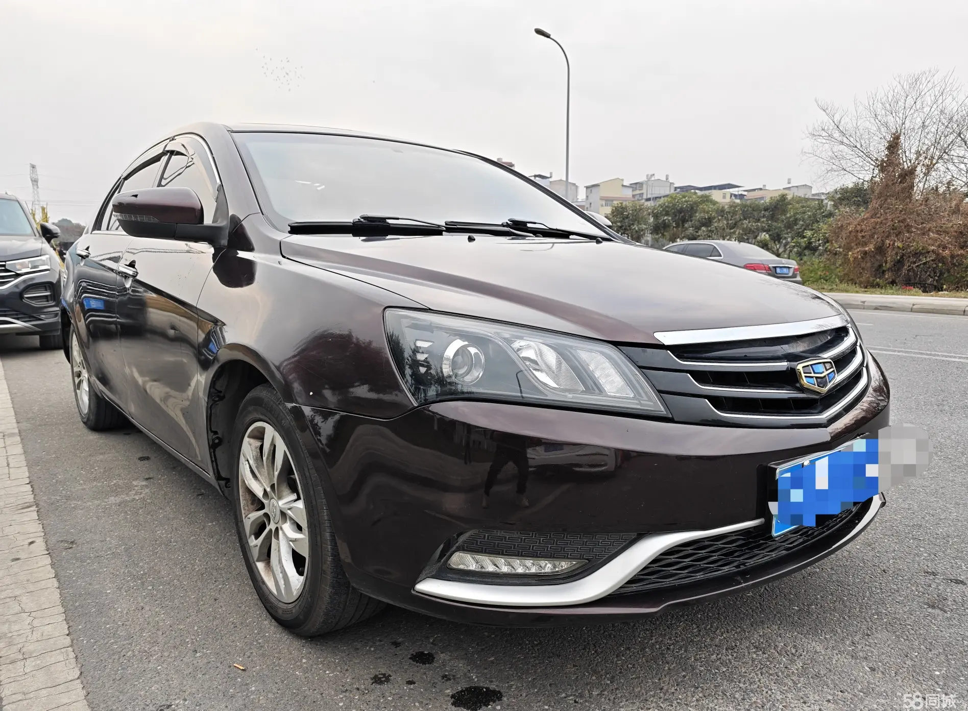 GEELY Emgrand 2016 immagine di auto #2