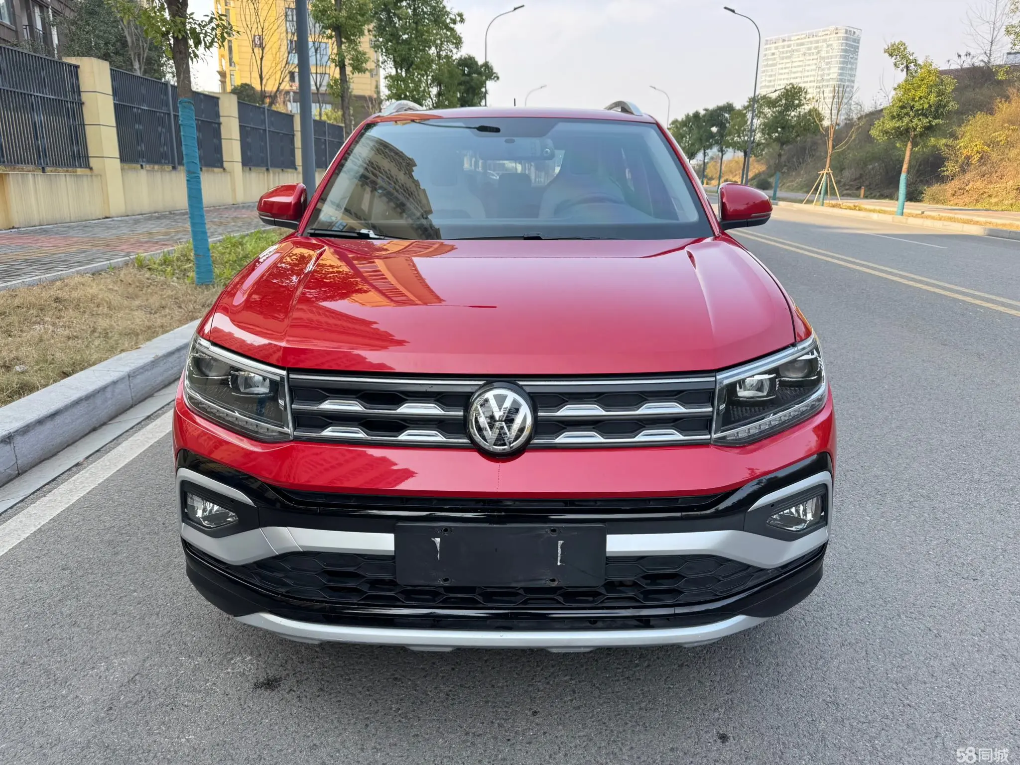 Volkswagen T-Cross 2019 #2 Volkswagen T-Cross 2019 car image #2