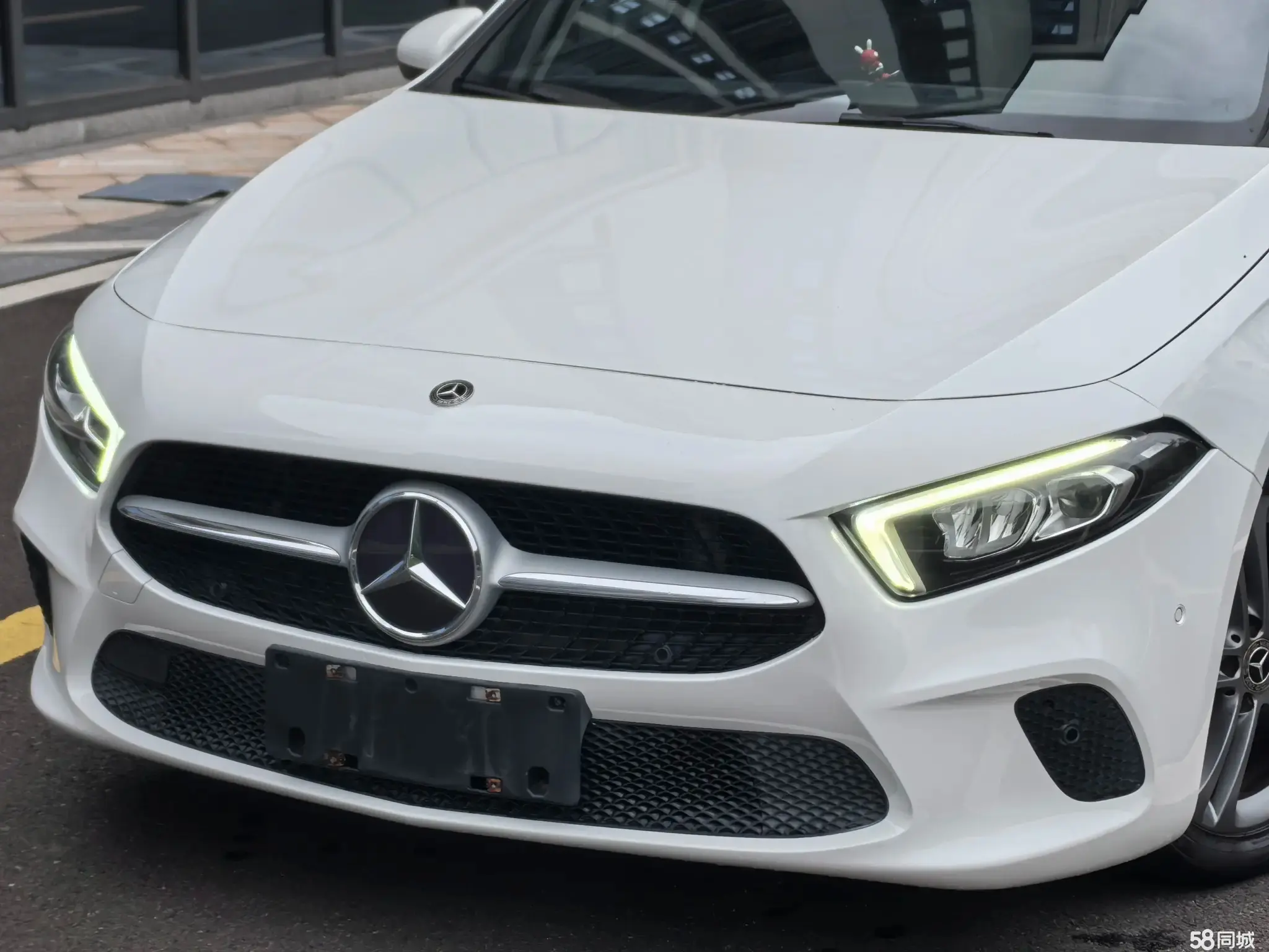 Mercedes-Benz A Class 2019 car image #2