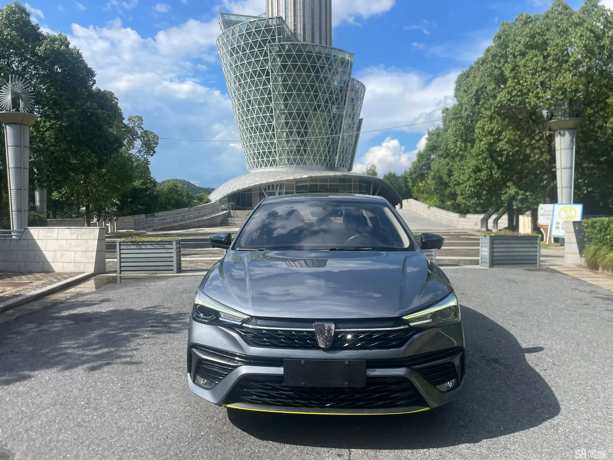 荣威 荣威i5 2021 汽车图片 #2