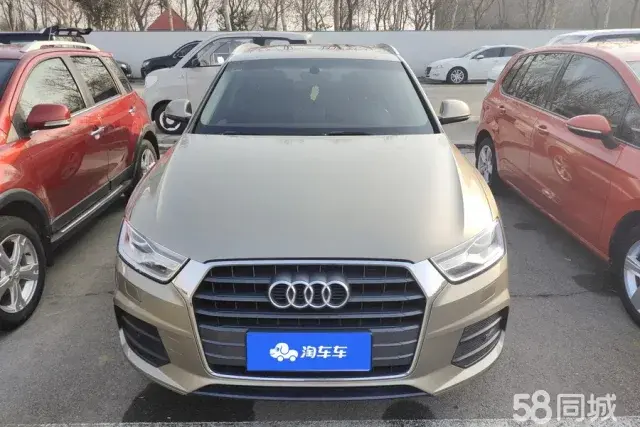 Audi Q3 2017 car image #2