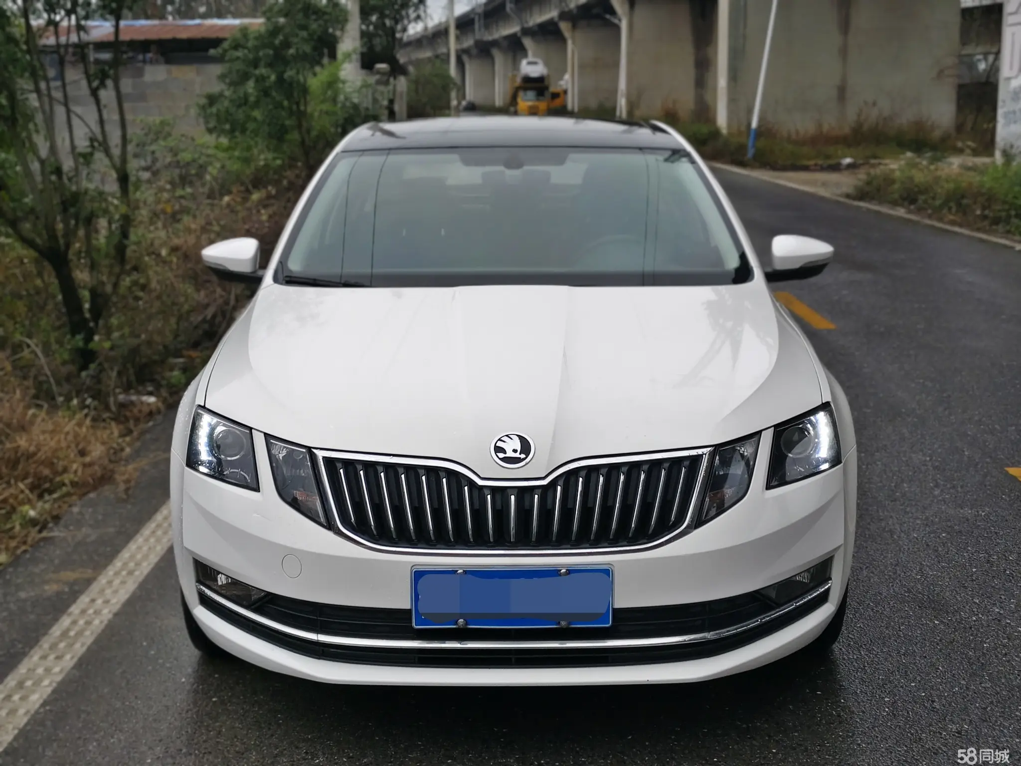Skoda Octavia 2018 car image #2