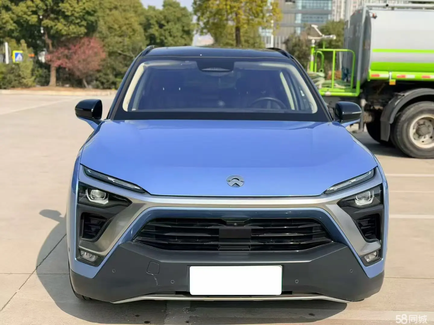 NIO ES8 2019 car image #2