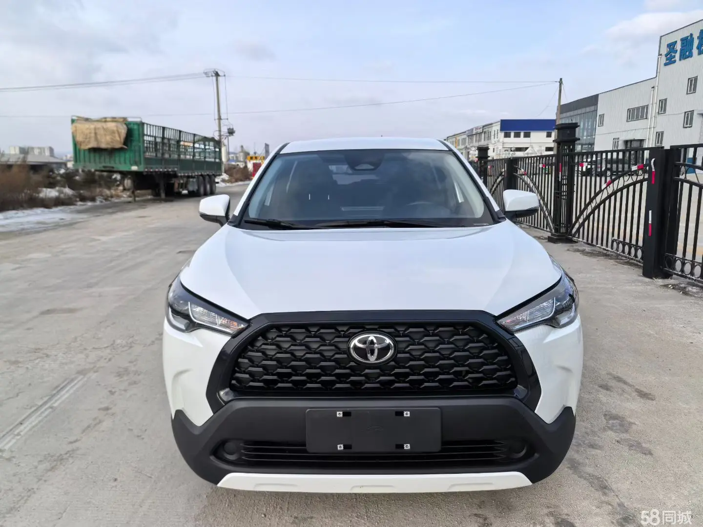 Toyota Corolla Cross 2023 car image #2