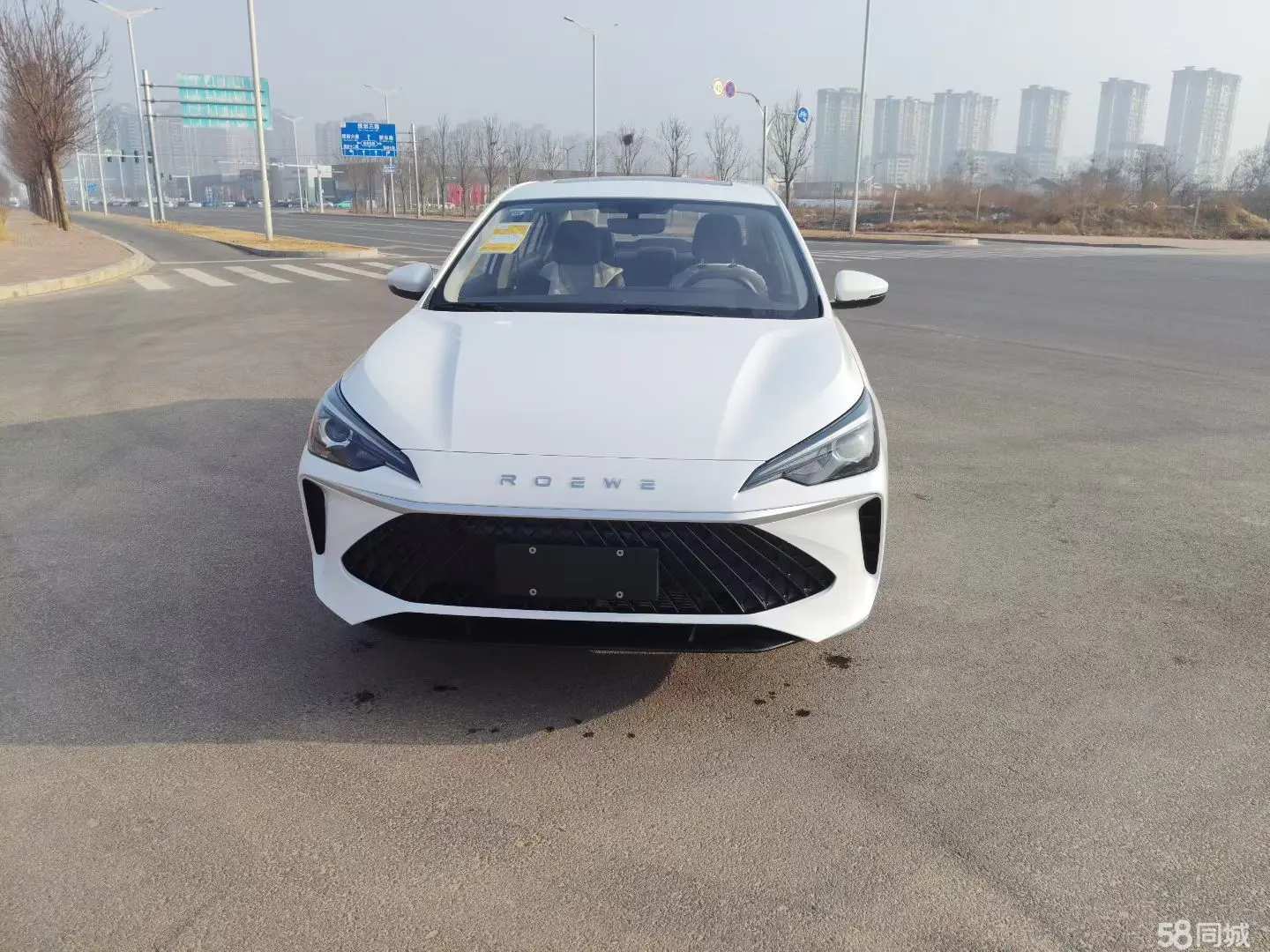 Roewe i5 2026 car image #2