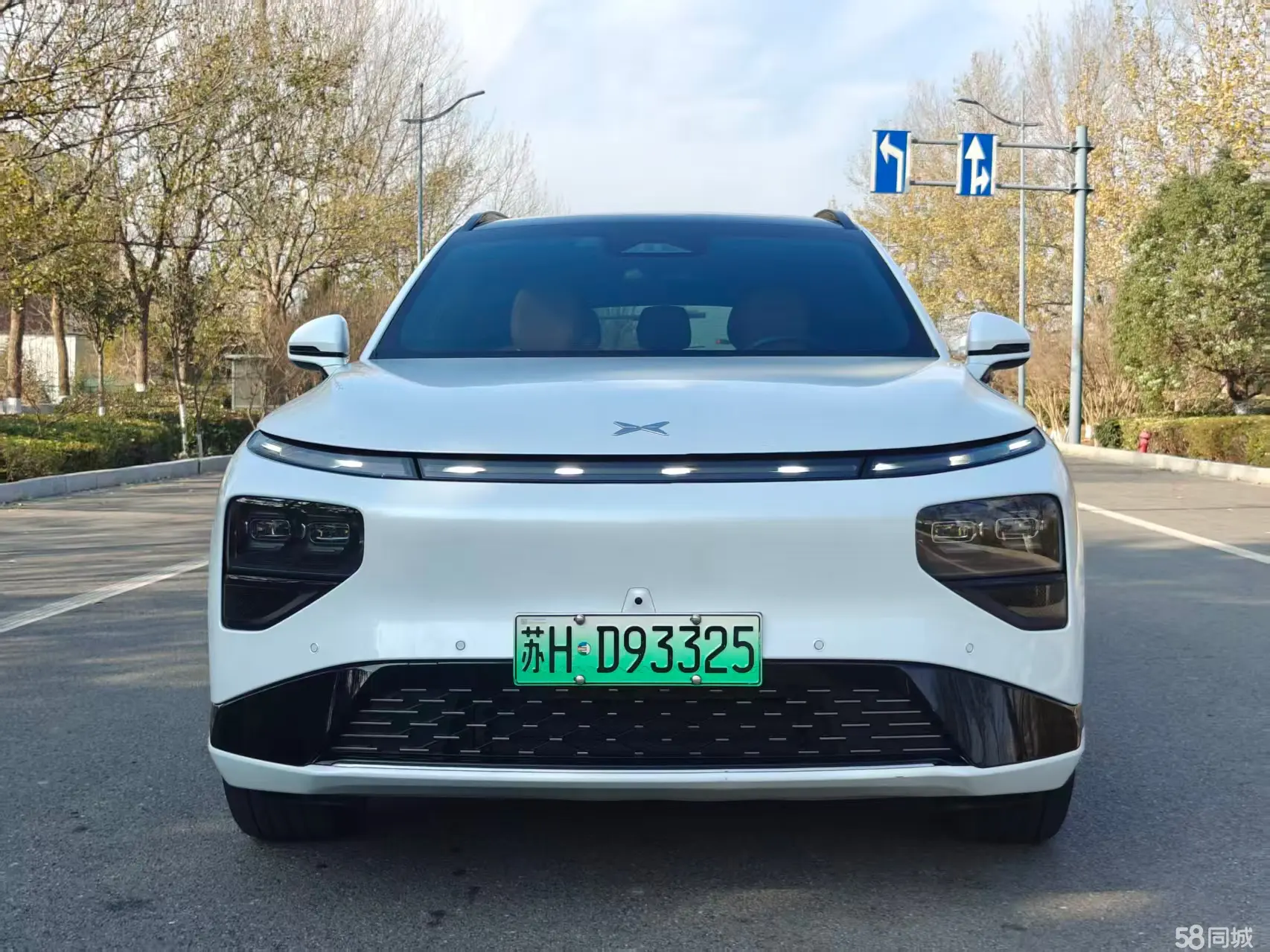 Xpeng G9 2023 #2 Xpeng G9 2023 car image #2