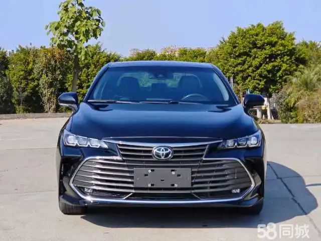 Toyota Avalon 2020 car image #2