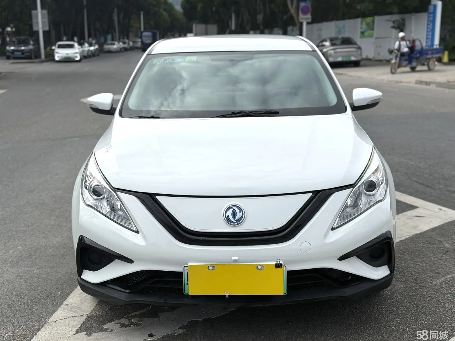 Forthing S50 EV 2021 изображение автомобиля #2