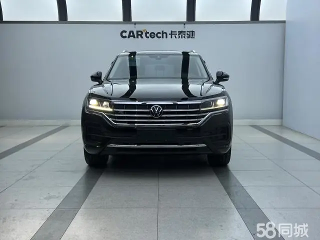 Volkswagen Touareg 2023 car image #2