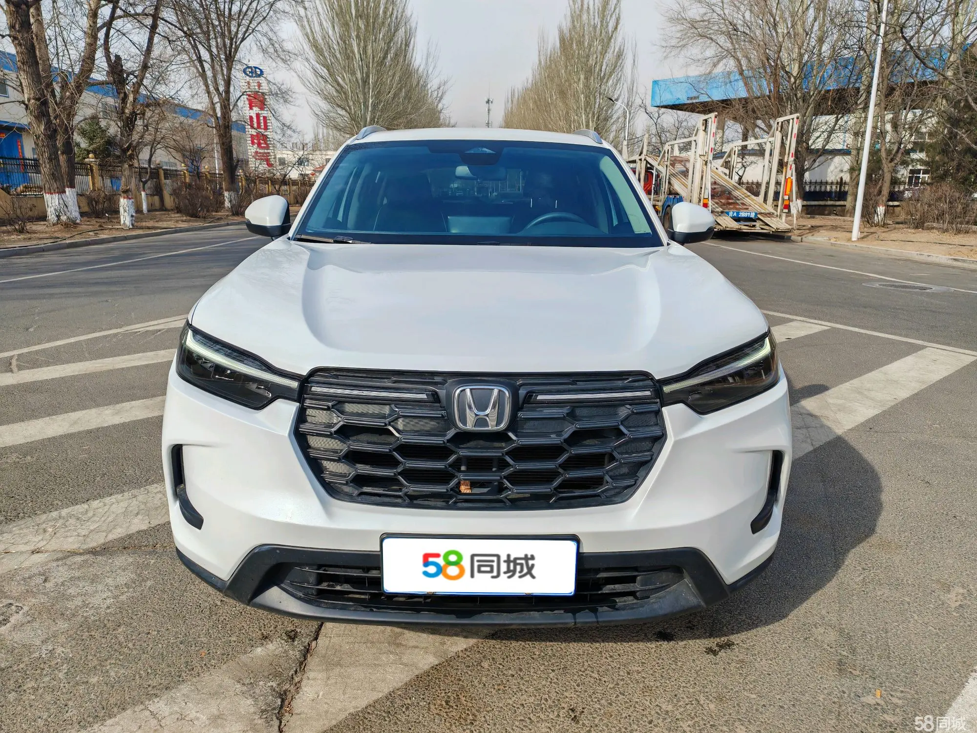 Honda HR-V 2023 car image #2