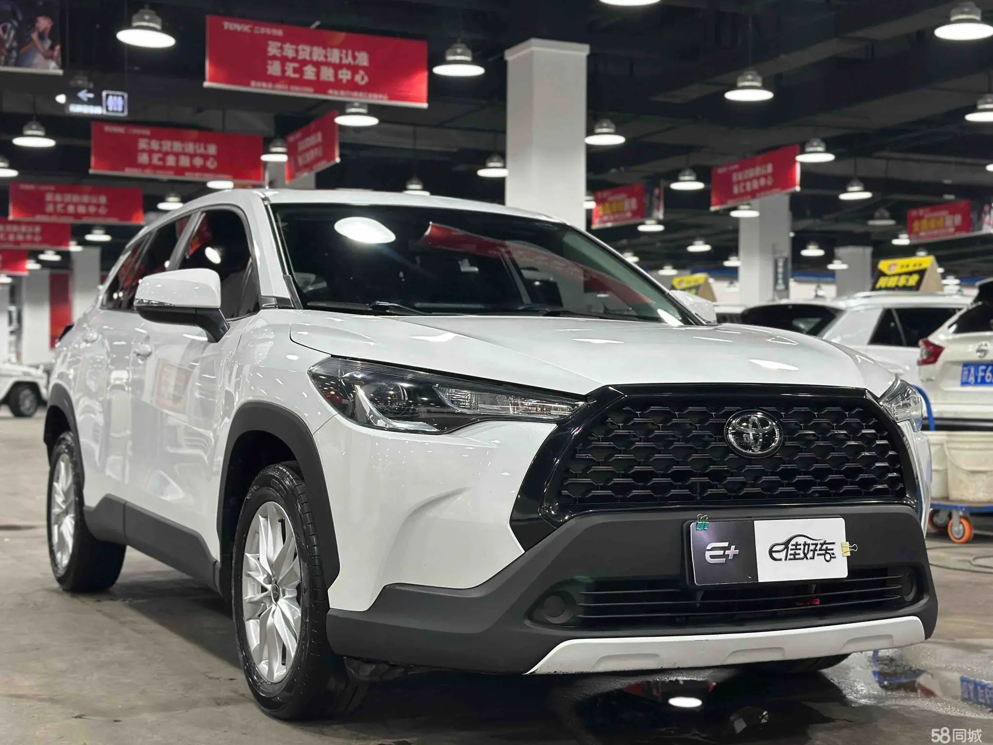 Toyota Corolla Cross 2023 car image #2