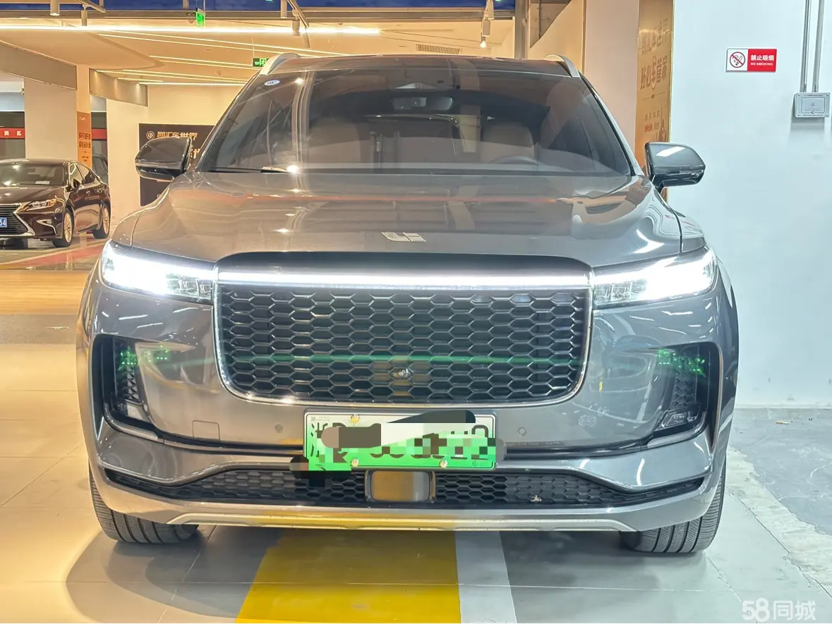 Li One 2021 صورة سيارة #2