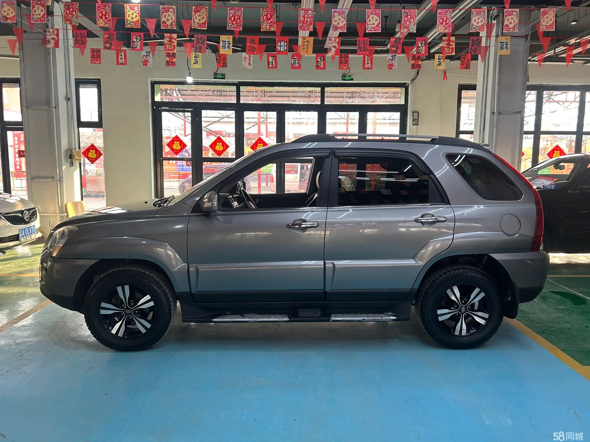 Kia Sportage 2010 car image #2