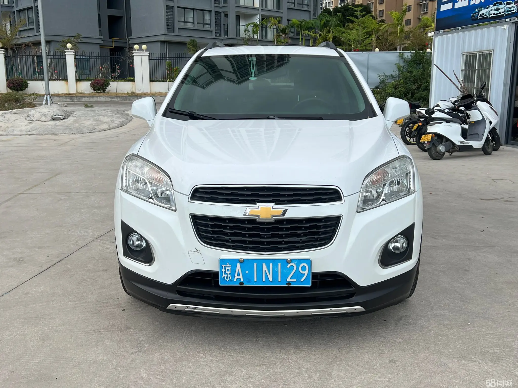 Chevrolet Tracker 2015 изображение автомобиля #2