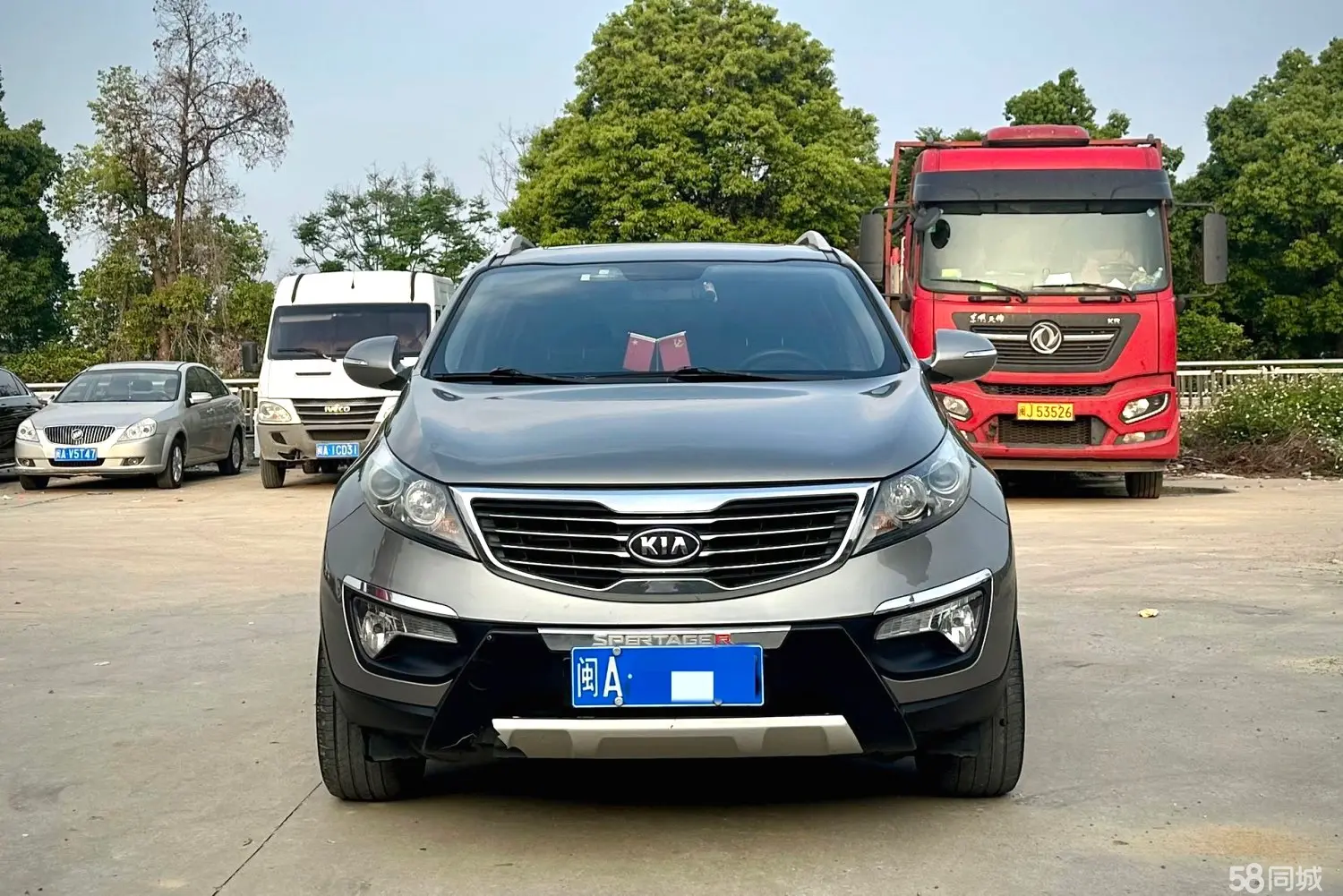 Kia Sportage R 2011 car image #2