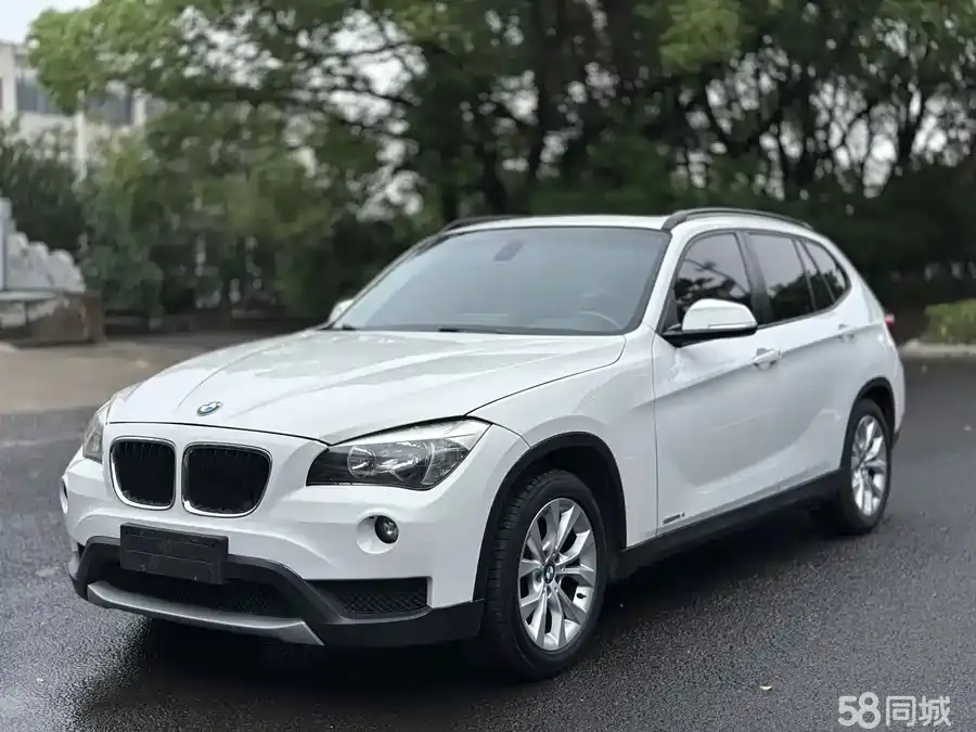 BMW X1 2012 car image #2