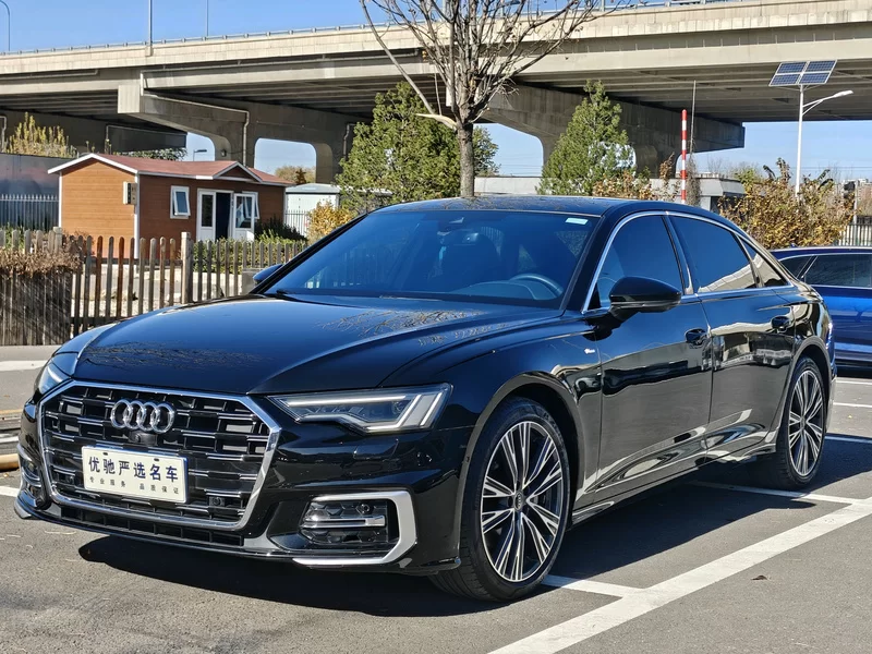 Audi A6L e-tron 2023 immagine di auto #2
