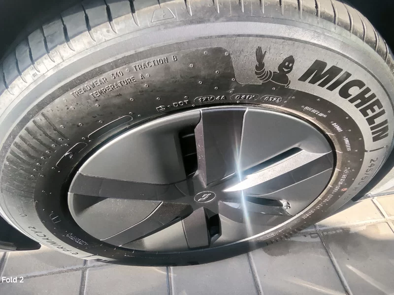 理想汽车 理想MEGA 2025 汽车图片 #2