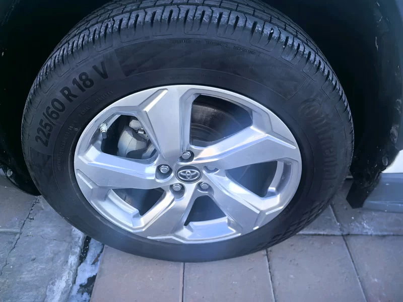 Toyota RAV4 2020 #2 Toyota RAV4 2020 car image #2