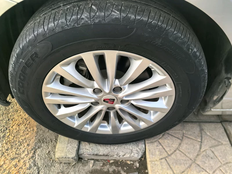 荣威 荣威Ei5 2019 汽车图片 #2