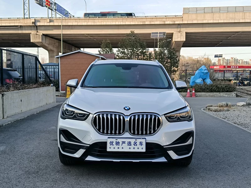 BMW X1 2020 car image #2