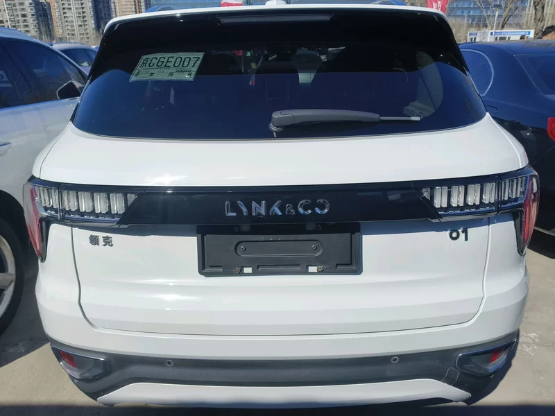 Lynk & Co 2018 #2 Lynk & Co 2018 car image #2