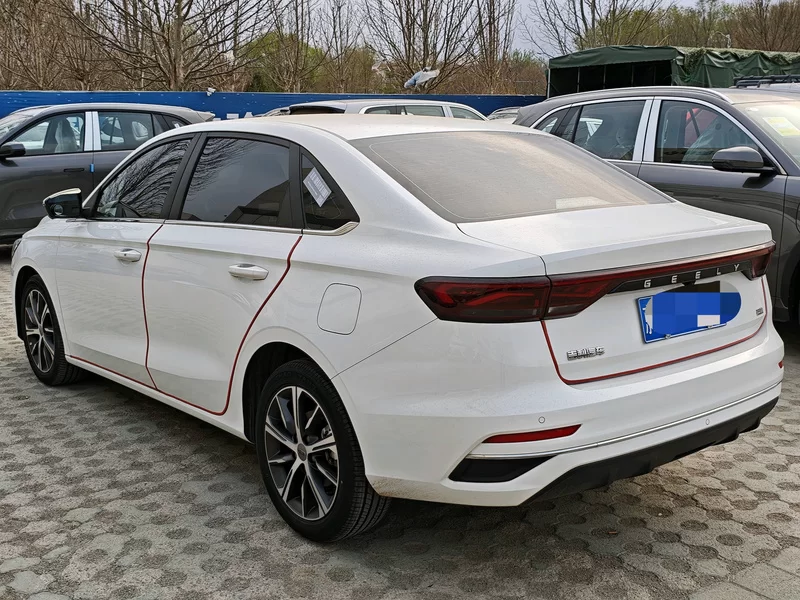 GEELY Emgrand 2022 #2 GEELY Emgrand 2022 car image #2