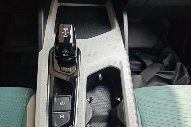 GEELY Emgrand L HiP 2022 صورة سيارة #18