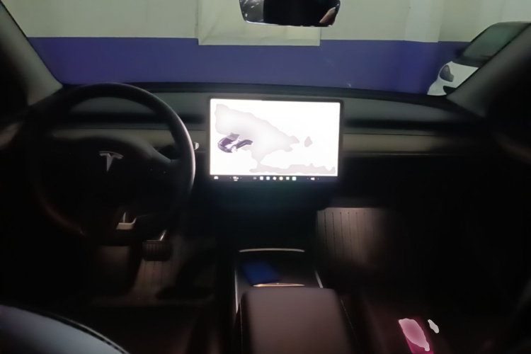 Tesla Model Y 2022 #10 Tesla Model Y 2022 car image #10
