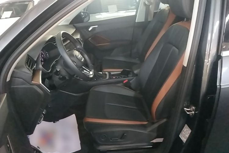 Audi Q3 2019 #15 Audi Q3 2019 car image #15