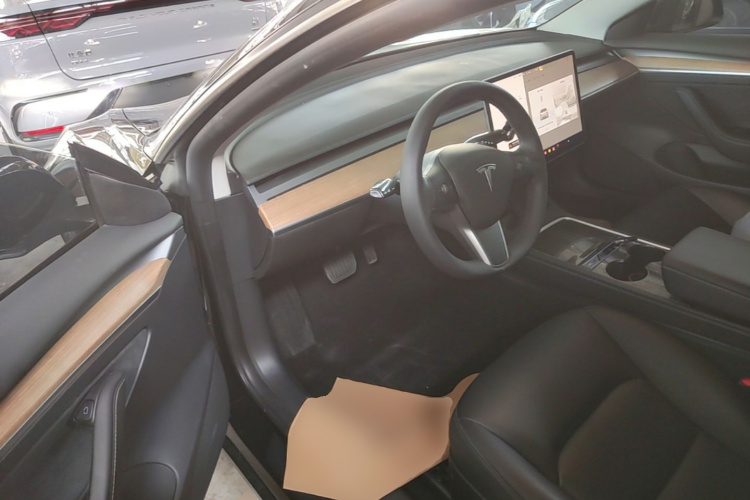 Tesla Model 3 2021 #16 Tesla Model 3 2021 car image #16