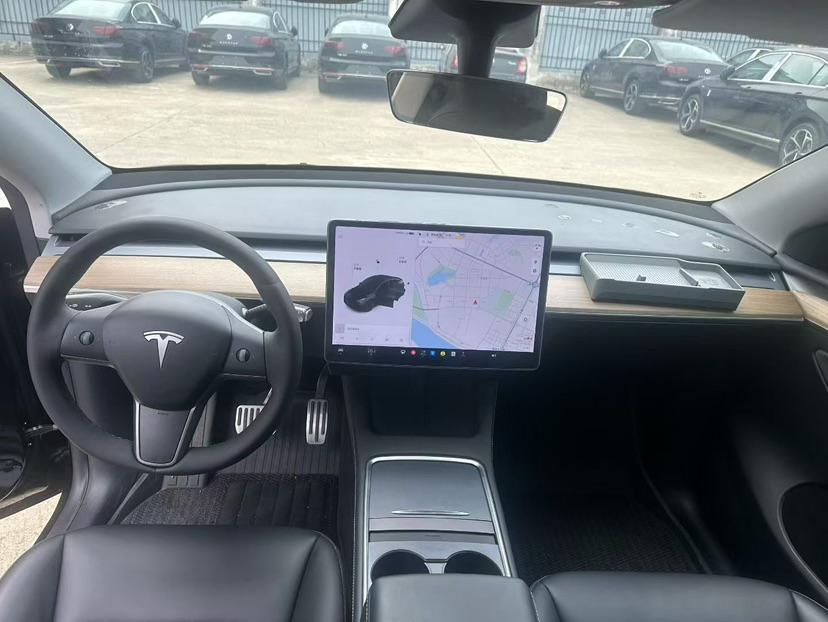 Tesla Model Y 2021 #8 Tesla Model Y 2021 car image #8