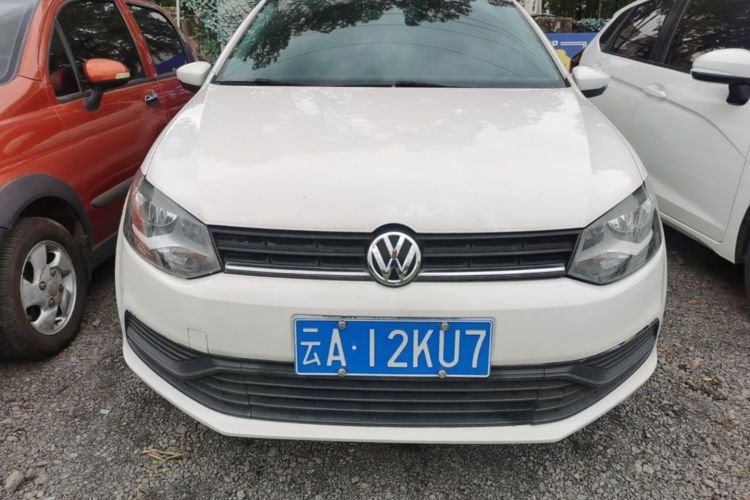 Volkswagen Polo 2016 car image #3